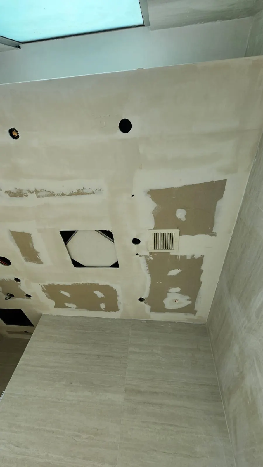 Bathroom False Ceilings, Jointing & Skim Coat, photo 3