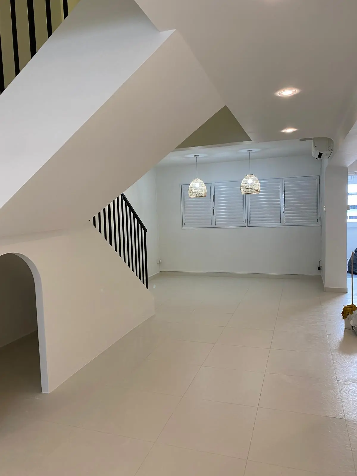 Maisonette Repainting: Protected, Painted and Handed Over Clean, photo 6