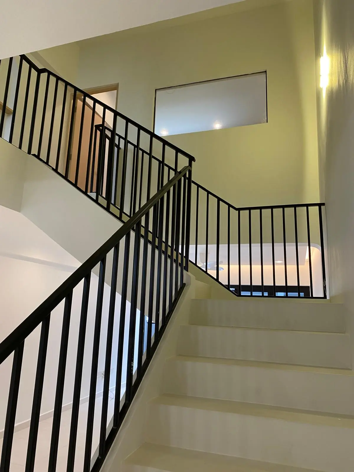 Maisonette Repainting: Protected, Painted and Handed Over Clean, photo 5